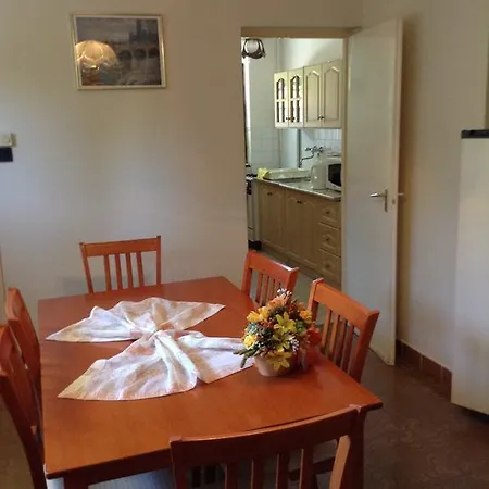 Muskatli Vendeghaz Hévíz